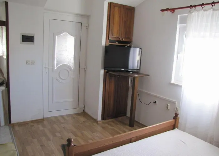 Fuer 3 Personen Zdravko 1 By Interhome *